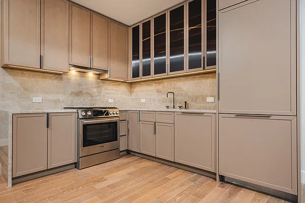 Kitchen, photo 1