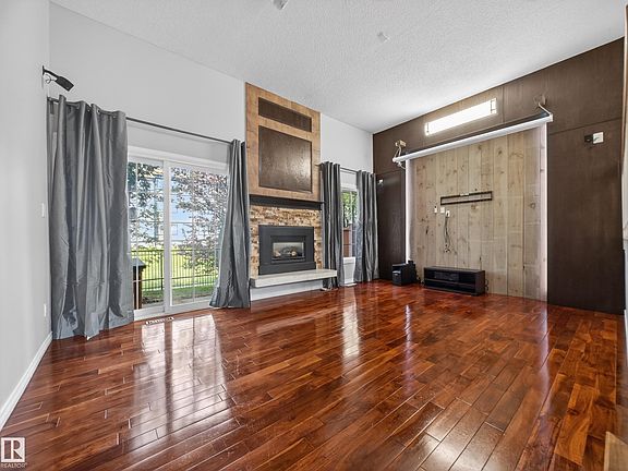2nd image of 17092 67th Ave NW