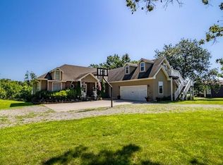 13207 Unity Ave, Winston, MO 64689