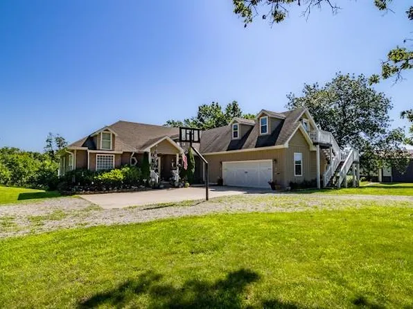 13207 Unity Ave, Winston, MO 64689