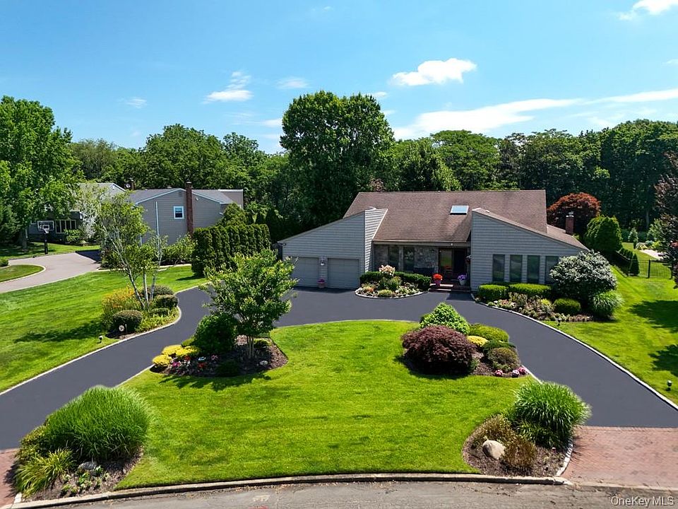 1st image of 1 Castle Drive