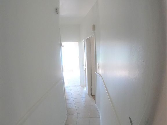 4th image of 647 Manida St Floor 1