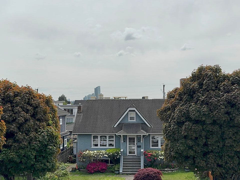 1st image of 3955 Pandora St #12