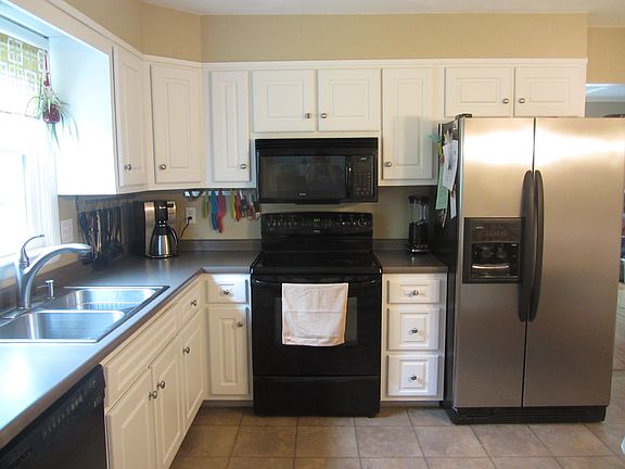Kitchen cabinets refaced '14