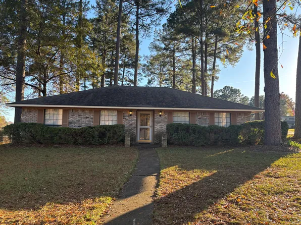 109 Eastwood Dr, Haughton, LA 71037