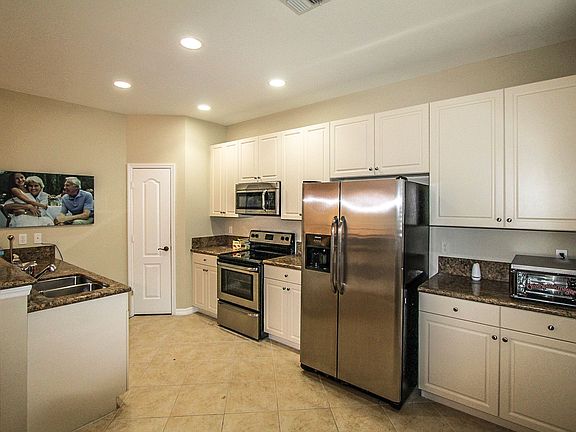 5th image of 10101 Tin Maple Dr Unit 117