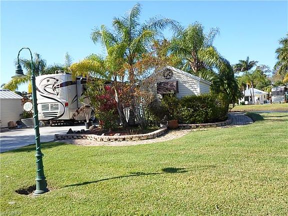 2nd image of 3043 E Riverbend Resort Blvd