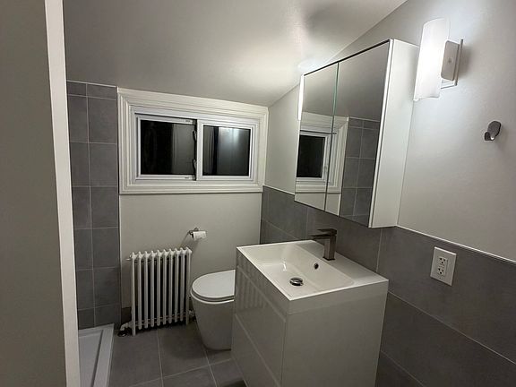 5th image of 647 22nd St S Unit B
