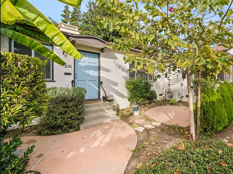 650 Park Ave #650 — Photo 31