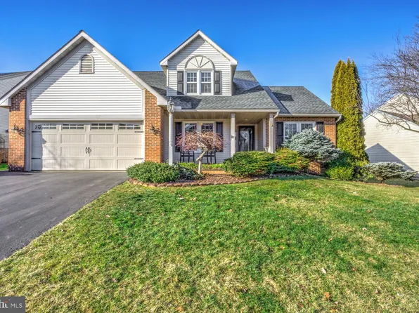 33 School Ln, Stevens, PA 17578