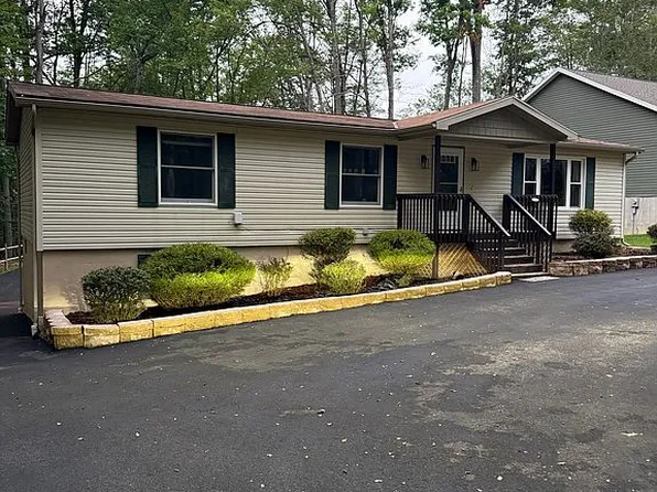 15959 Treasure Lake Rd, Du Bois, PA 15801