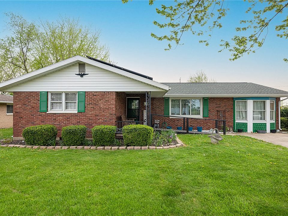 1st image of 107 Oxford Dr