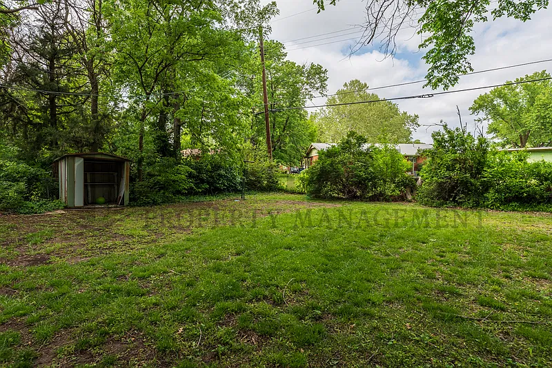 3 bed, 1.0 bath, 1231 sqft, $1,475 — Photo 4
