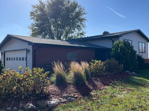 12193 E State Route 38, Rochelle, IL 61068