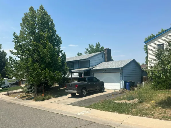 1232 S Olathe Way, Aurora, CO 80017