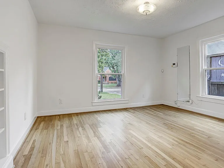 3919 Amherst St — Photo 12