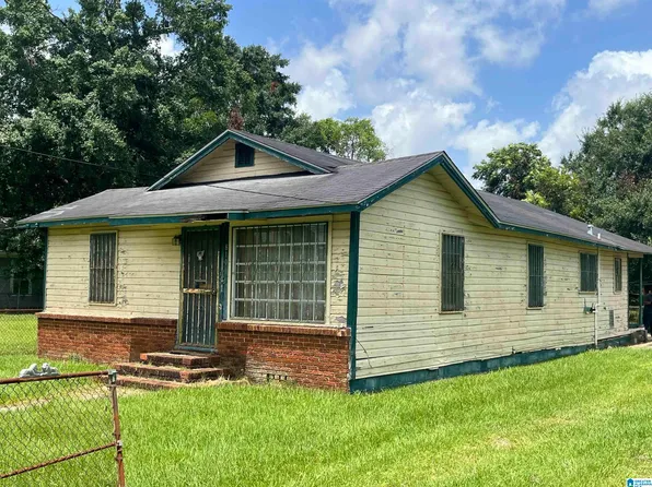 810 Young Ave, Prichard, AL 36610