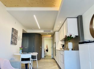 550 Broadway E, Vancouver, BC V5Z0E9