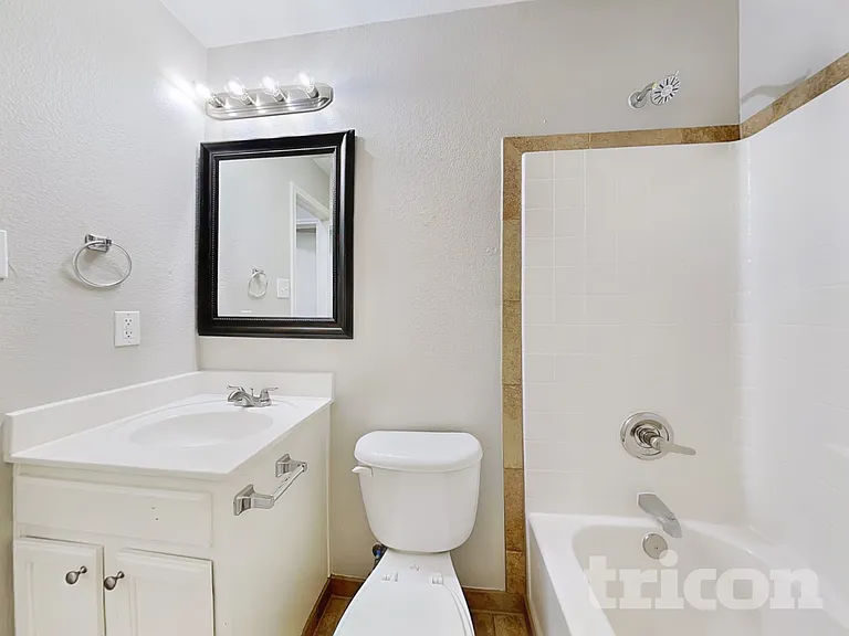 132 Tall Meadow St — Photo 16