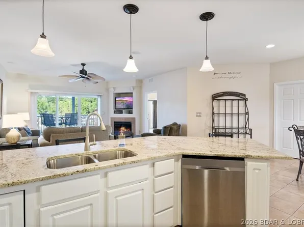 1359 Seascape Ln #108, Osage Beach, MO 65065