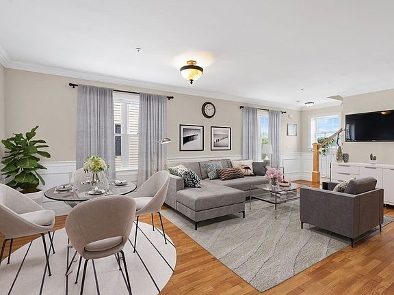 4th image of 75 Brackett St #E
