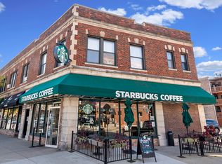 3358 N Broadway St #2F, Chicago, IL 60657