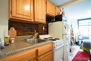Rented by City Connections Realty