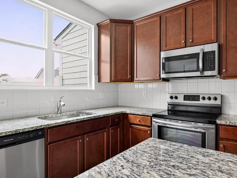 923 Goldmine Hill Ct — Photo 5