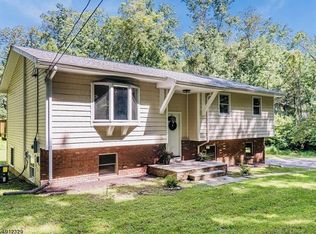 108 Ridge Rd, Newton, NJ 07860