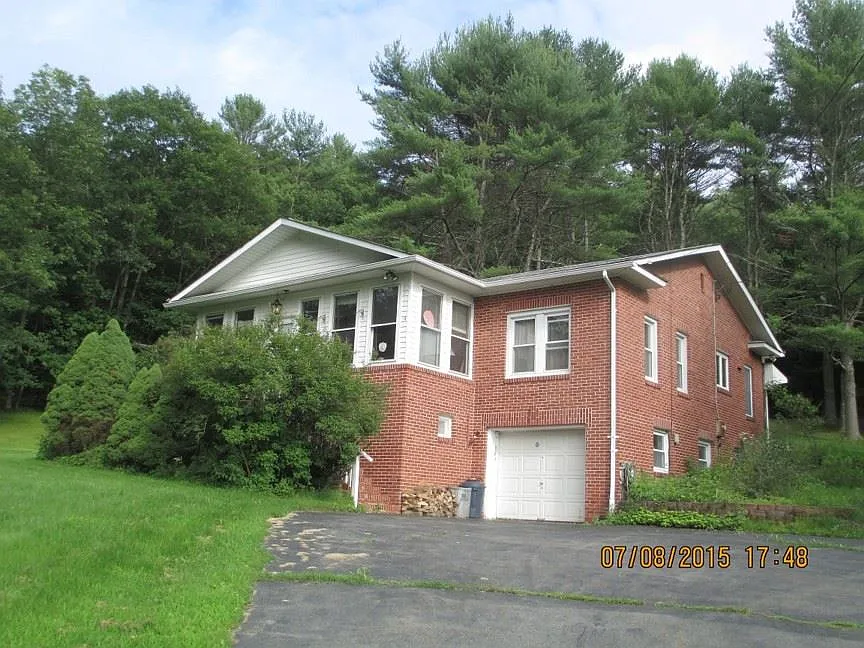 14 Highland Lake Rd photo 1