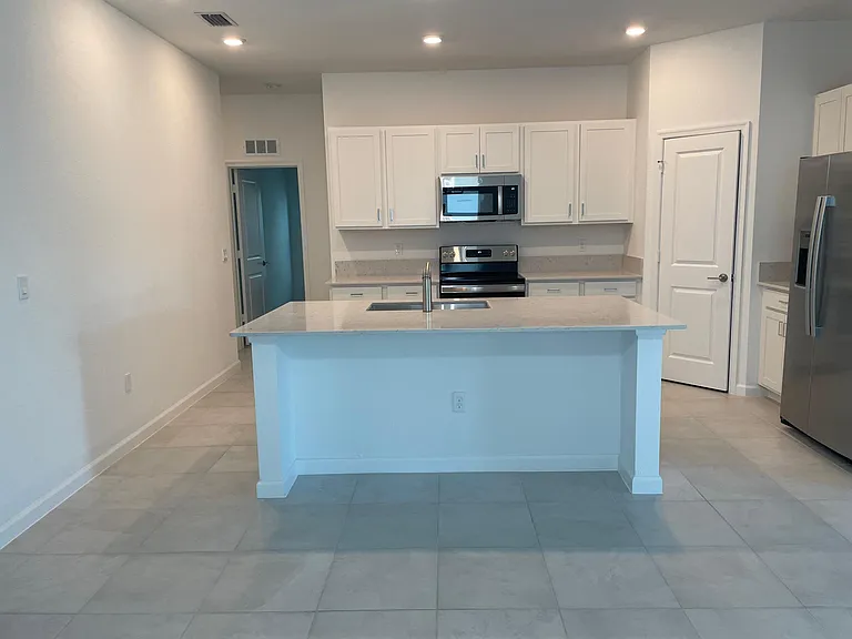 749 Worlington Ln — Photo 14