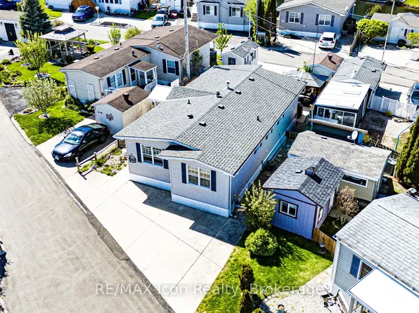 11 Hemlock Cres, Puslinch, ON N0B 2J0