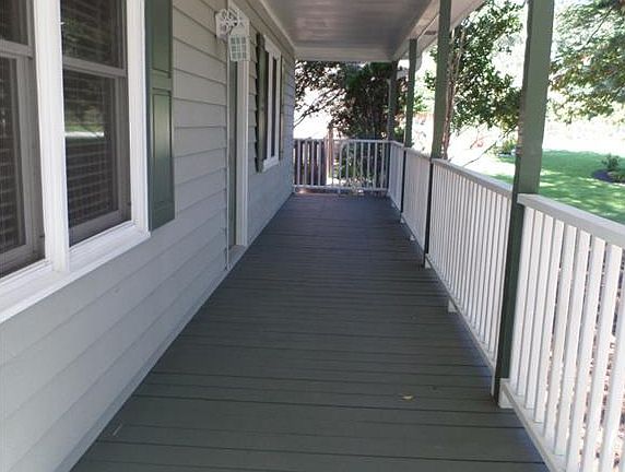 3rd image of 66 Stone Wood Ln