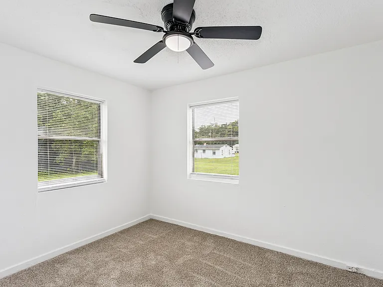 3 Ellinor Ct — Photo 8