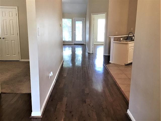 1st image of 1224 Marchant Pl