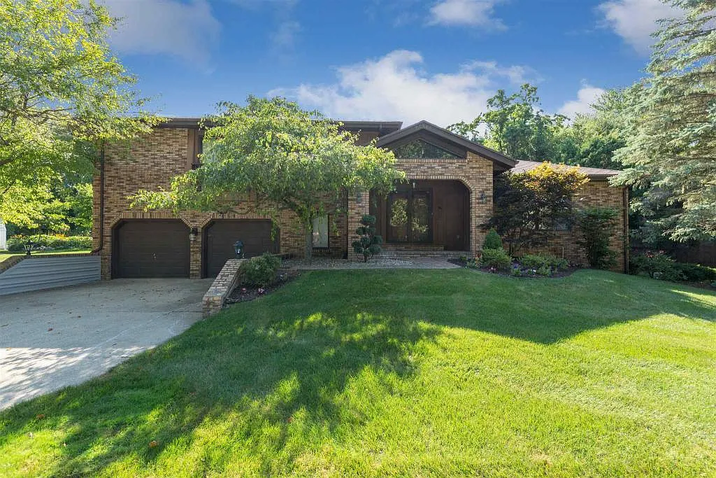 50818 Galaxy Dr photo 1