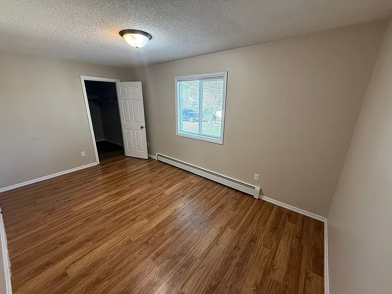 Beverly Apartments in Anoka — Photo 20