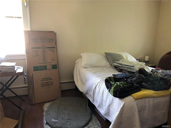 5th image of 116 Hunt Ave