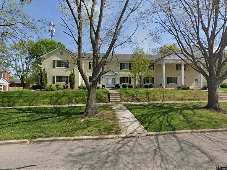 1157 Cooper Dr — Photo 2