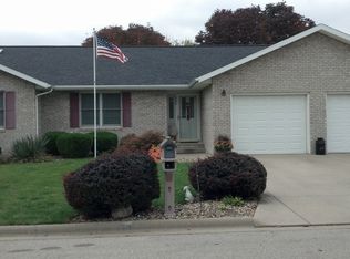 707 N Boulder Dr, Pontiac, IL 61764