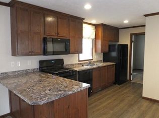 266 W Woodside Ter, Holland, OH 43528