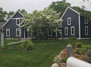 11 Worths Ln, West Newbury, MA 01985