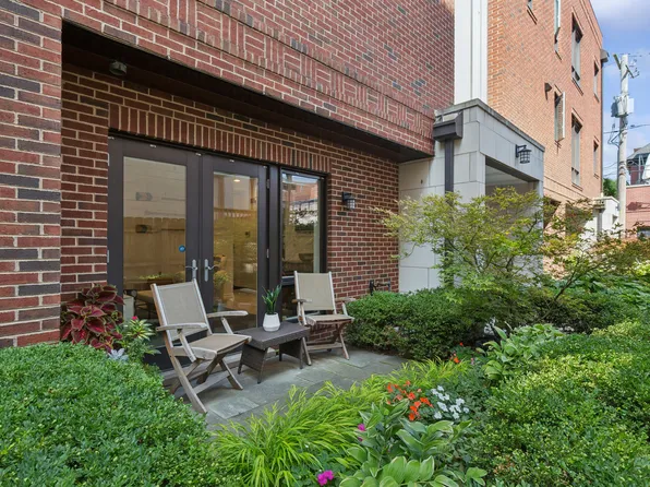 1738 W Diversey Pkwy APT 3, Chicago, IL 60614