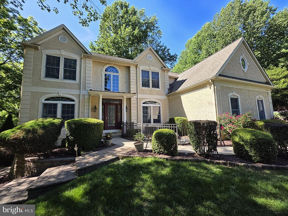 1st image of 22 Taylors Mill Ln