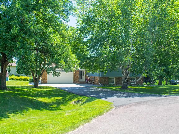 2nd image of 432 Edgewood Dr