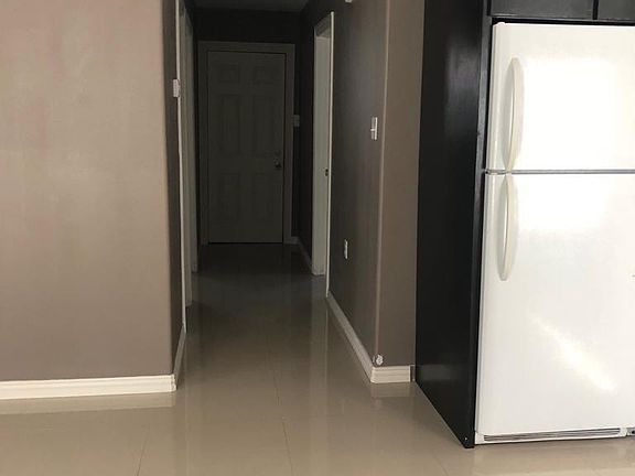 3rd image of 9861 E Luz Ave