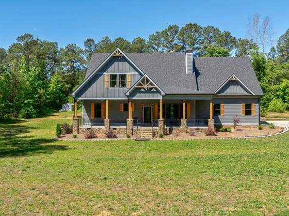 1020 Spratlin Mill Dr, Hull, GA 30646