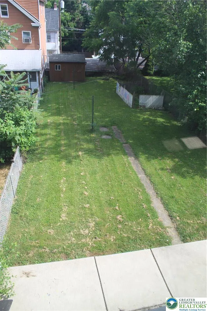Building Photo - 38 W Union Blvd #3