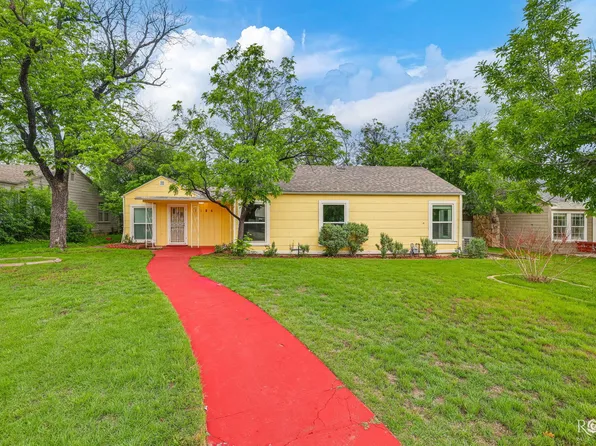 2104 W Avenue J, San Angelo, TX 76901