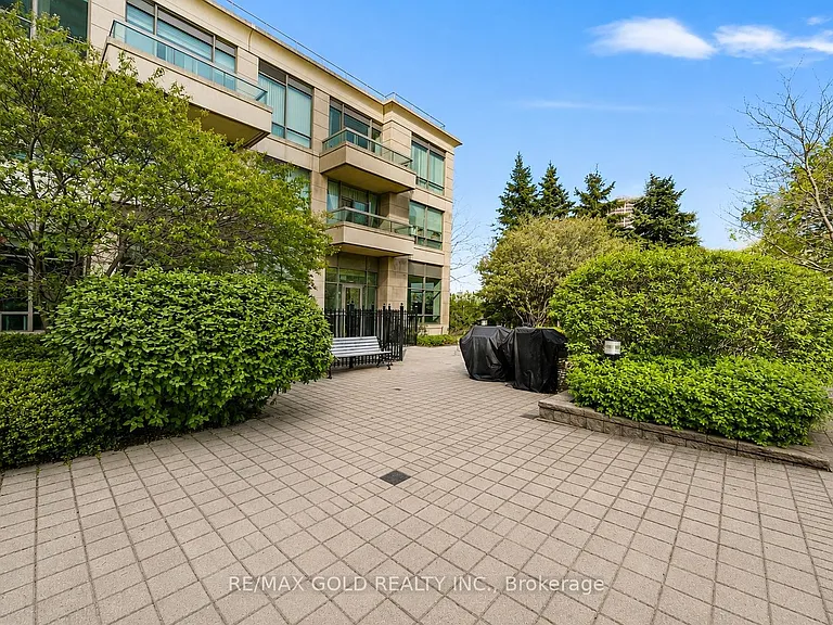 3504 Hurontario St #1607 — Photo 34